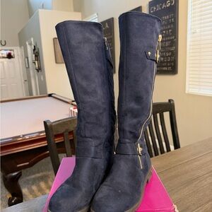 Women's Quilted Navy Knee-High Wide Calf Boots Size 8 1/2